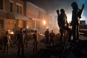 LEGENDS OF TOMORROW | Oliver Queen é destaque em imagens e vídeo promo do episódio 1.06 - Star City 2046
