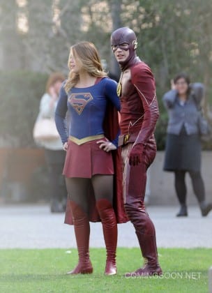 SUPERGIRL E THE FLASH | Confira as imagens de bastidores do crossover