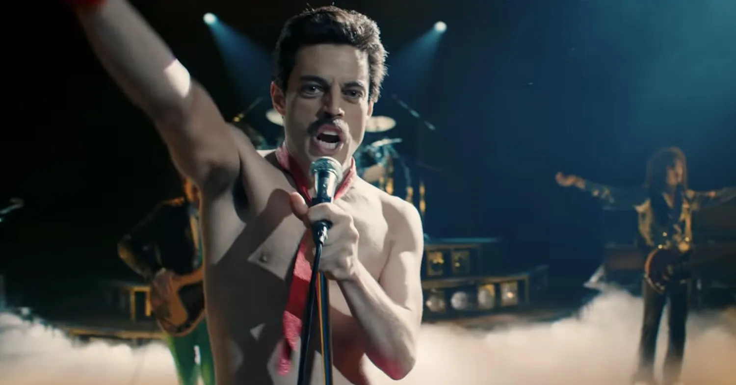 12 estreias na Apple TV e Paramount+ para assistir neste fim de semana (24/10) Imagem do filme Bohemian Rhapsody