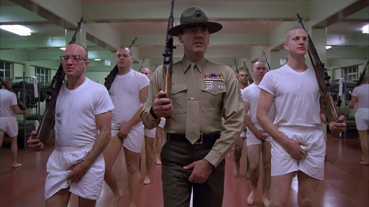 8 filmes que estão bombando no TOP 10 da HBO Max nesta quarta e quinta-feira (13/08) Nascido para matar