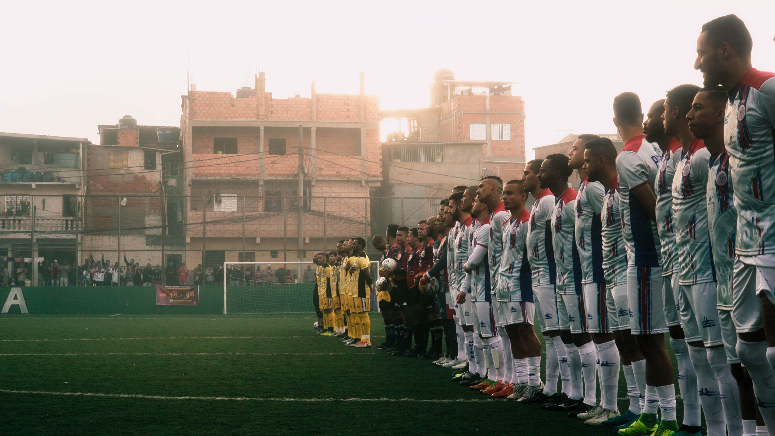 15 estreias na Netflix para assistir neste fim de semana, 20 e 21 de junho VÁRZEA: ONDE NASCE O FUTEBOL. Cr. Courtesy of Netflix © 2026